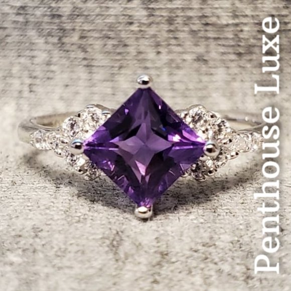SOLID Sterling Purple Amethyst Princess Cut Ring - Picture 2 of 6